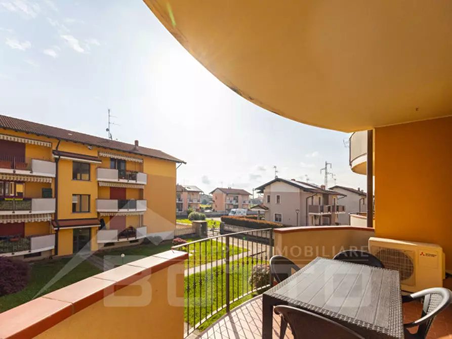 Immagine 7 di Appartamento in vendita  in Via San Giovanni a Oleggio