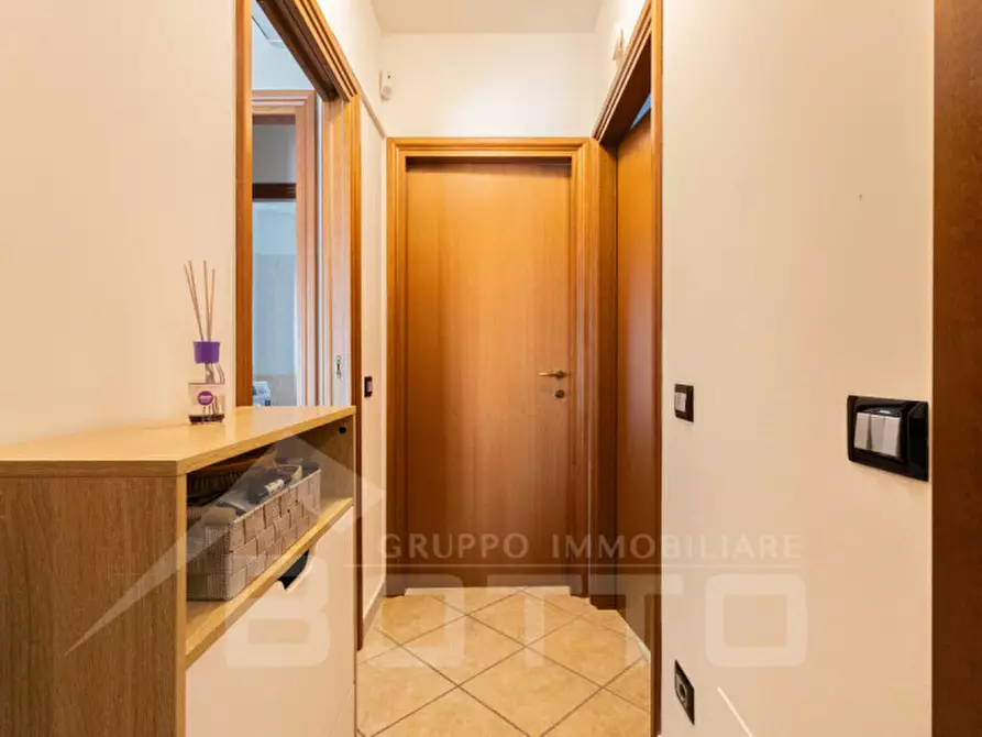 Immagine 13 di Appartamento in vendita  in Via San Giovanni a Oleggio