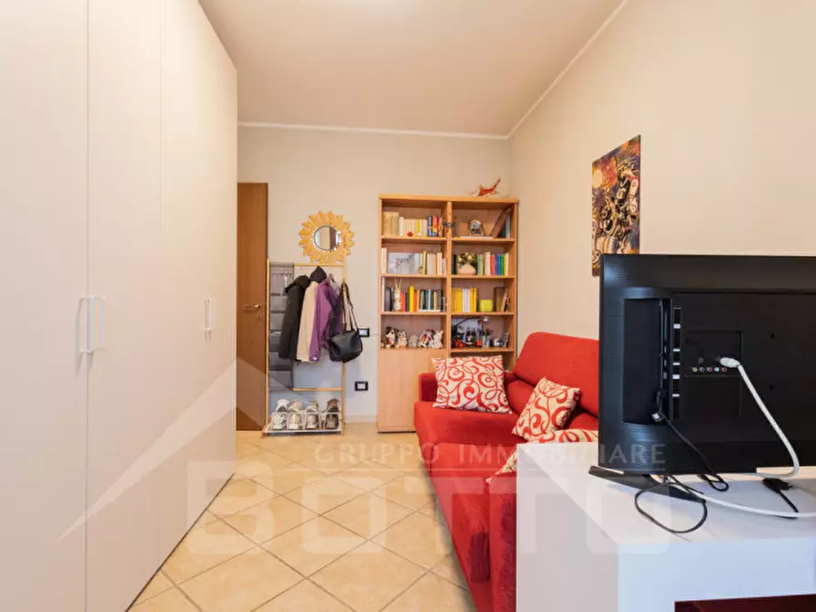 Immagine 14 di Appartamento in vendita  in Via San Giovanni a Oleggio