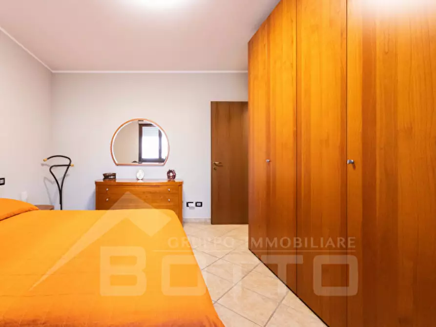 Immagine 19 di Appartamento in vendita  in Via San Giovanni a Oleggio