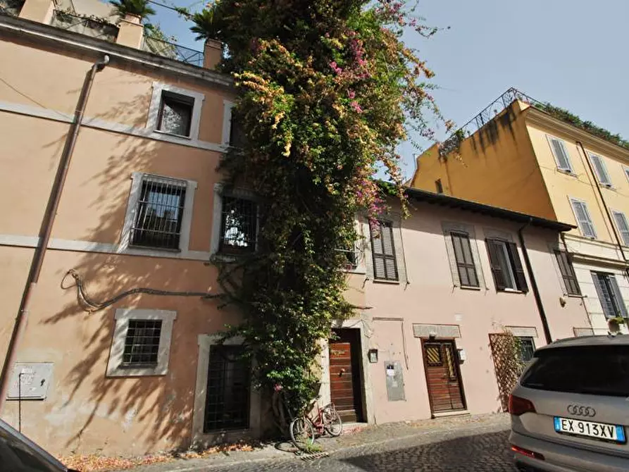 Immagine 1 di Appartamento in affitto  in Via di San Francesco di Sales a Roma