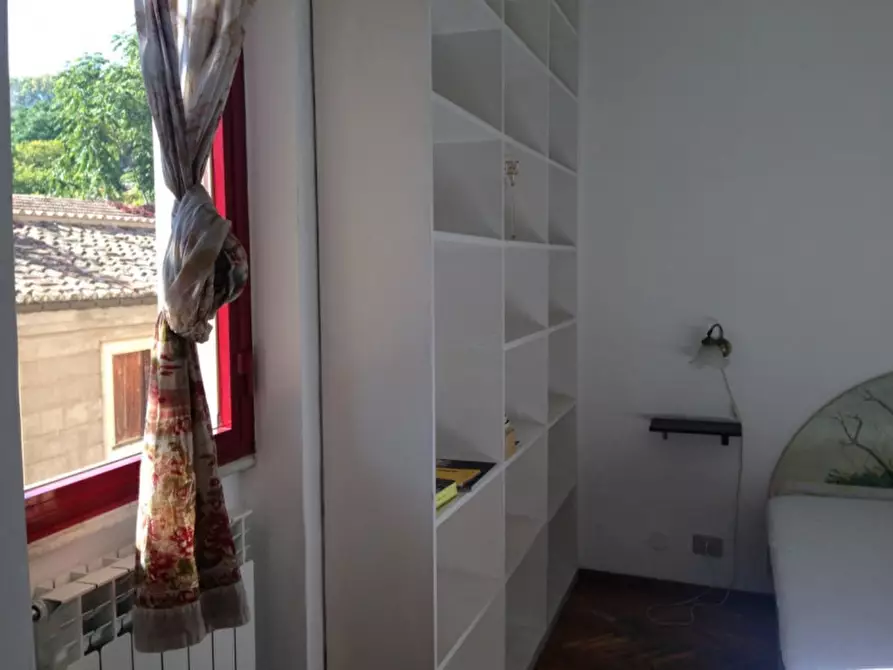 Immagine 24 di Appartamento in affitto  in Via di San Francesco di Sales a Roma