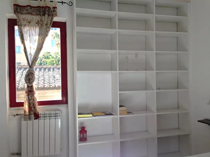 Immagine 26 di Appartamento in affitto  in Via di San Francesco di Sales a Roma