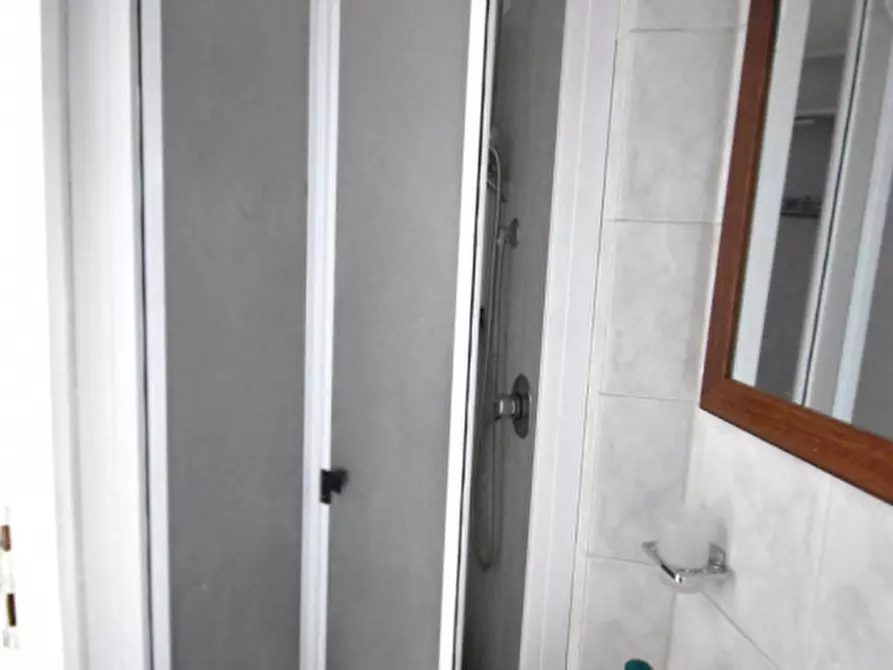 Immagine 31 di Appartamento in affitto  in Via di San Francesco di Sales a Roma