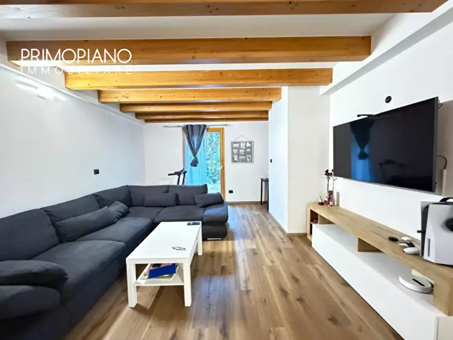 Immagine 4 di Appartamento in vendita  in Piazza Giuseppe Garibaldi a Malè