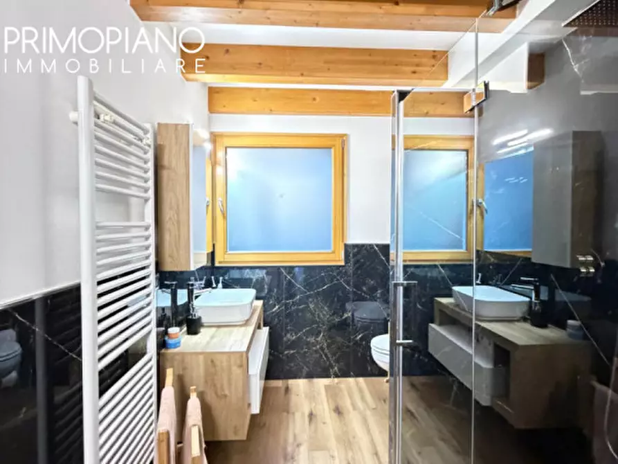 Immagine 22 di Appartamento in vendita  in Piazza Giuseppe Garibaldi a Malè