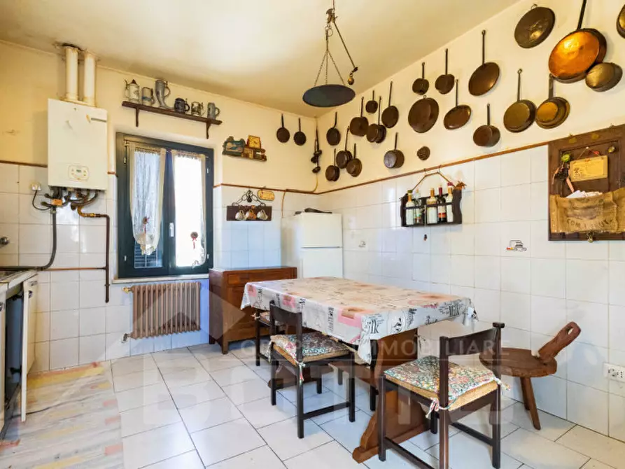 Immagine 1 di Appartamento in vendita  in Via del Moro n.44 a Oleggio