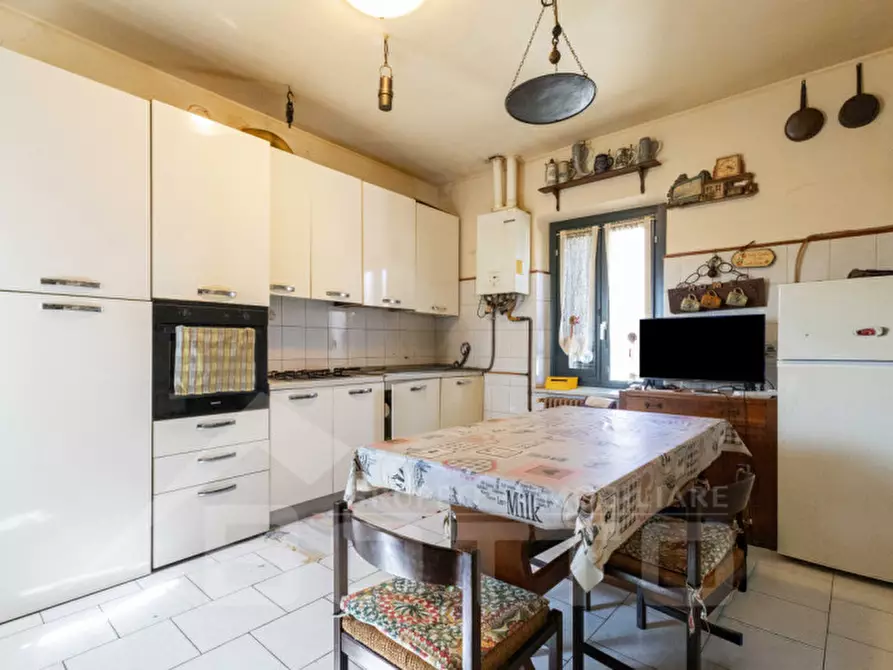 Immagine 6 di Appartamento in vendita  in Via del Moro n.44 a Oleggio