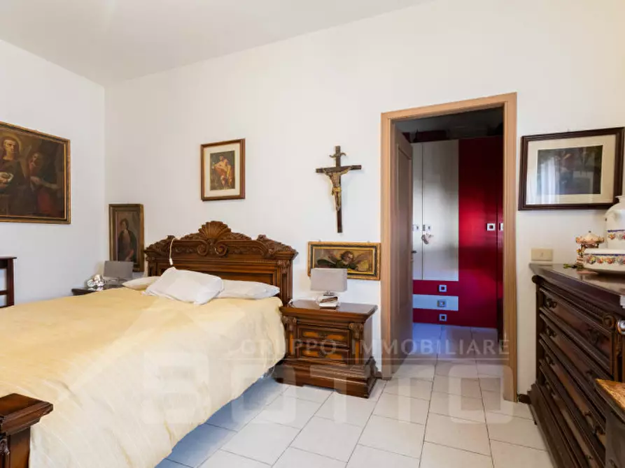Immagine 13 di Appartamento in vendita  in Via del Moro n.44 a Oleggio