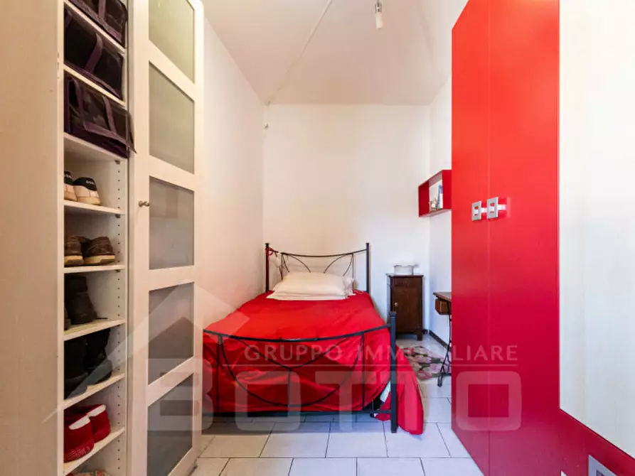 Immagine 14 di Appartamento in vendita  in Via del Moro n.44 a Oleggio