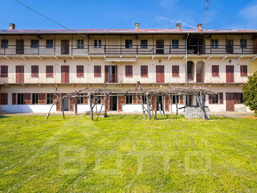 Immagine 4 di Casa indipendente in vendita  in Via Cavour 43 a Bellinzago Novarese