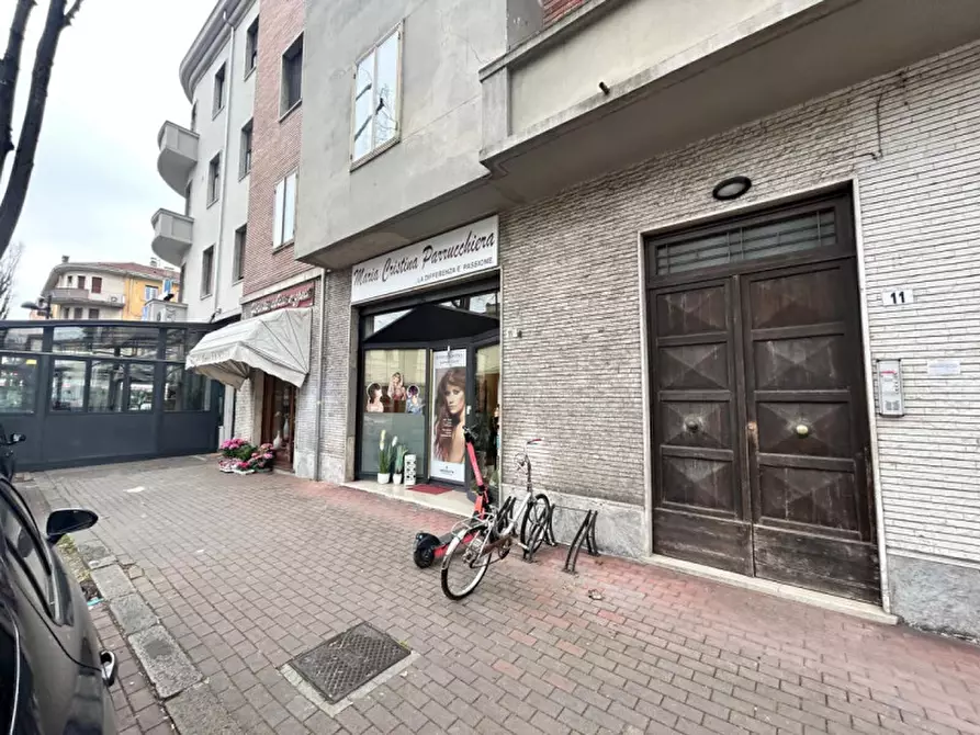Immagine 2 di Attività commerciale in vendita  in Viale Antonio Gramsci, 11 a Parma