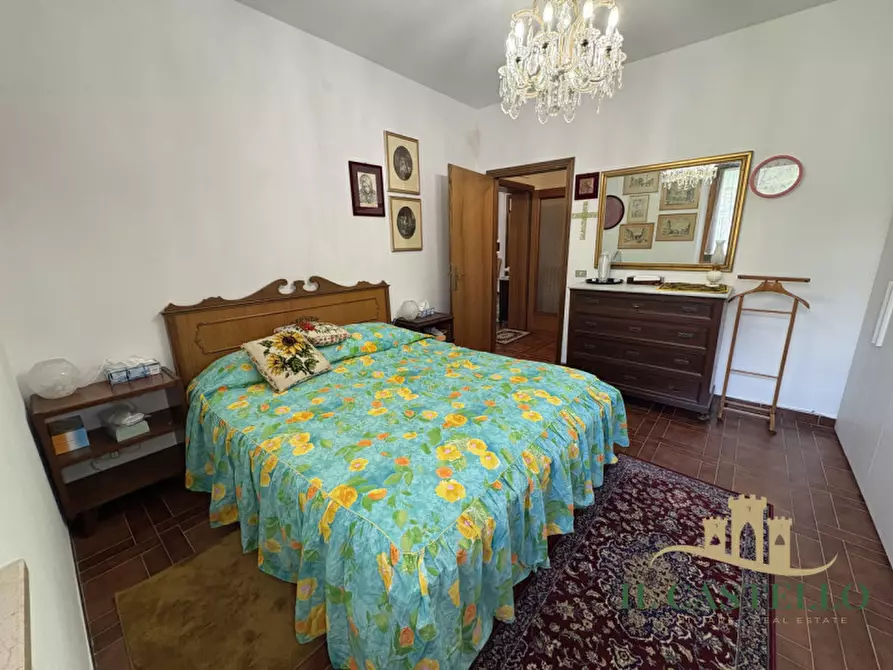 Immagine 13 di Villa in vendita  in via fosse ardeatine a Castiglione Del Lago