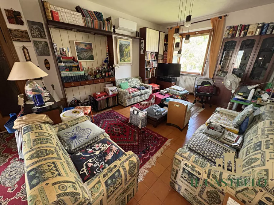 Immagine 38 di Villa in vendita  in via fosse ardeatine a Castiglione Del Lago