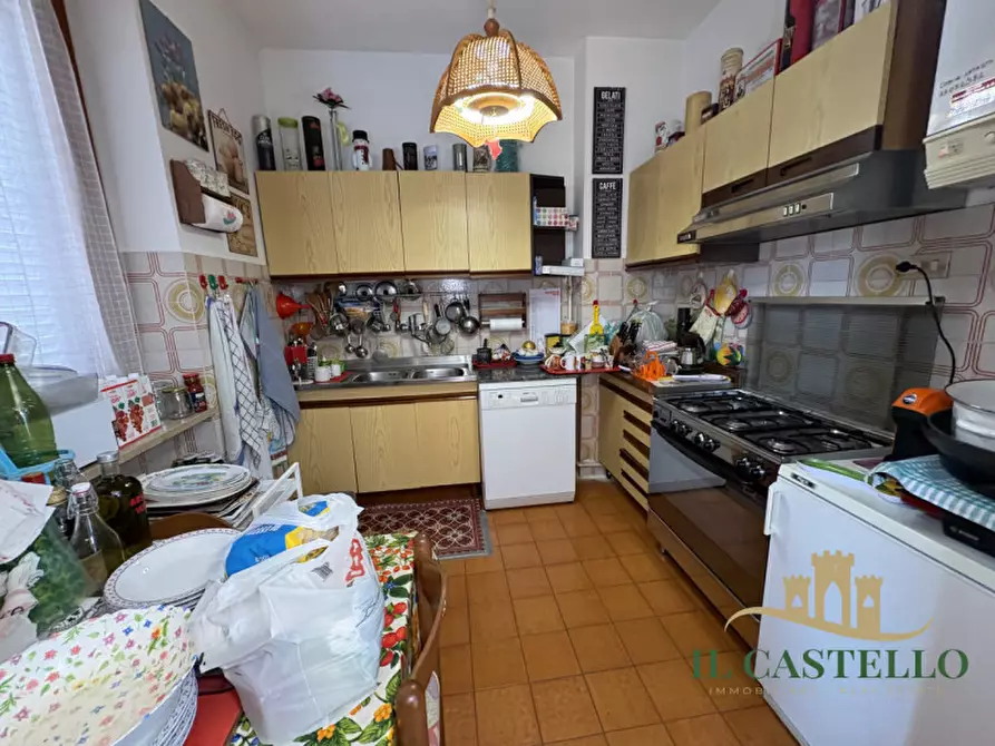 Immagine 39 di Villa in vendita  in via fosse ardeatine a Castiglione Del Lago