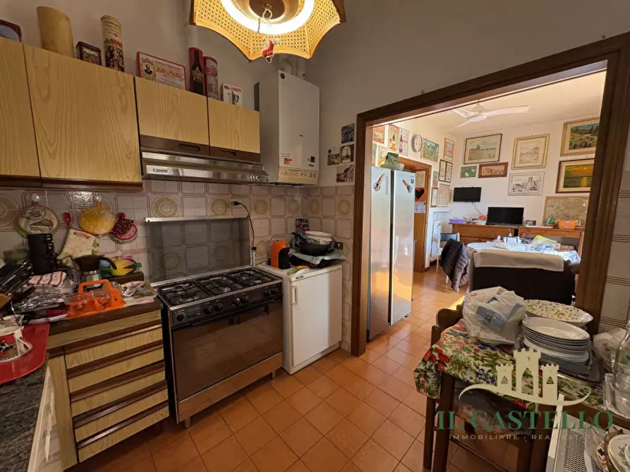 Immagine 40 di Villa in vendita  in via fosse ardeatine a Castiglione Del Lago