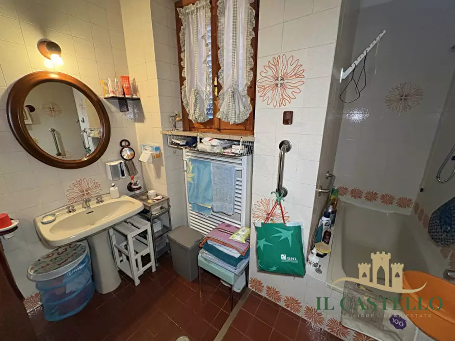 Immagine 44 di Villa in vendita  in via fosse ardeatine a Castiglione Del Lago