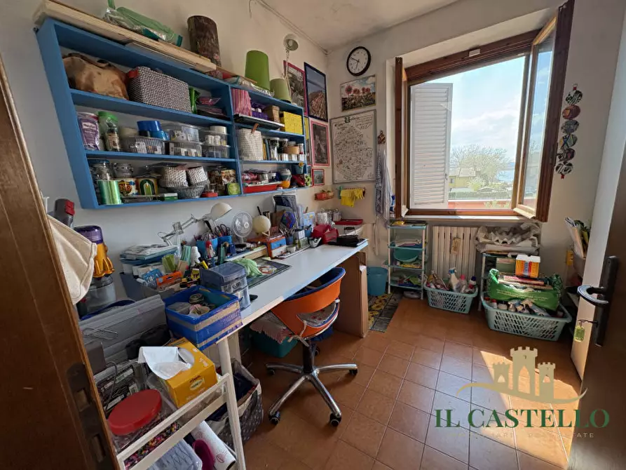 Immagine 45 di Villa in vendita  in via fosse ardeatine a Castiglione Del Lago