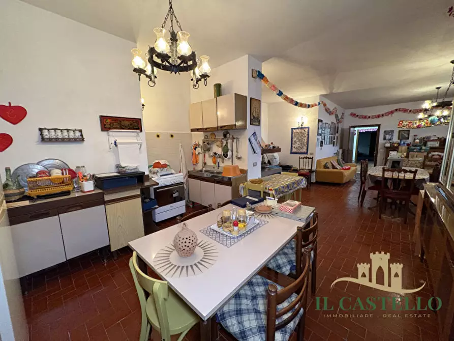 Immagine 58 di Villa in vendita  in via fosse ardeatine a Castiglione Del Lago