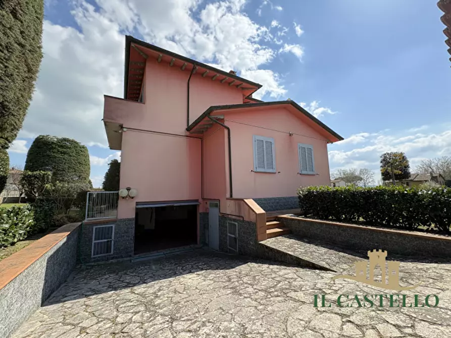 Immagine 71 di Villa in vendita  in via fosse ardeatine a Castiglione Del Lago