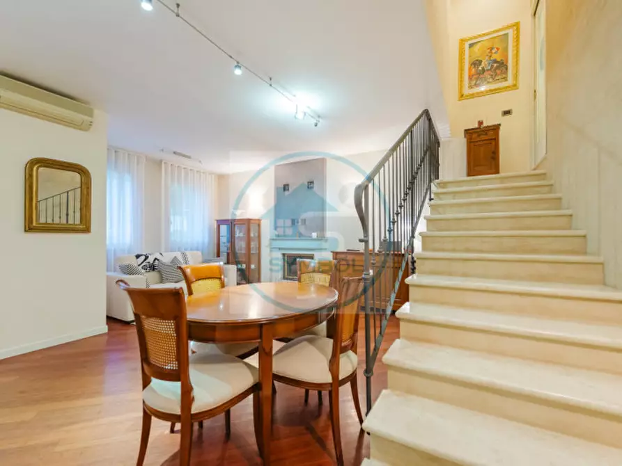 Immagine 11 di Casa bifamiliare in vendita  in Via Carlo Goldoni a Santa Maria Di Sala