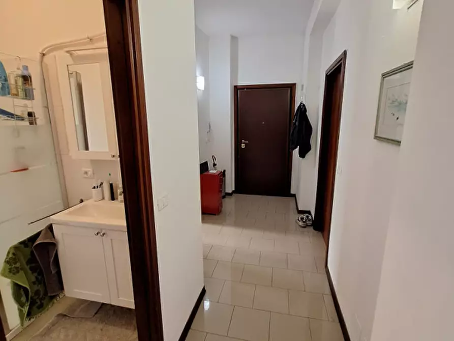 Immagine 11 di Camera in affitto  in via Crespellani a Modena