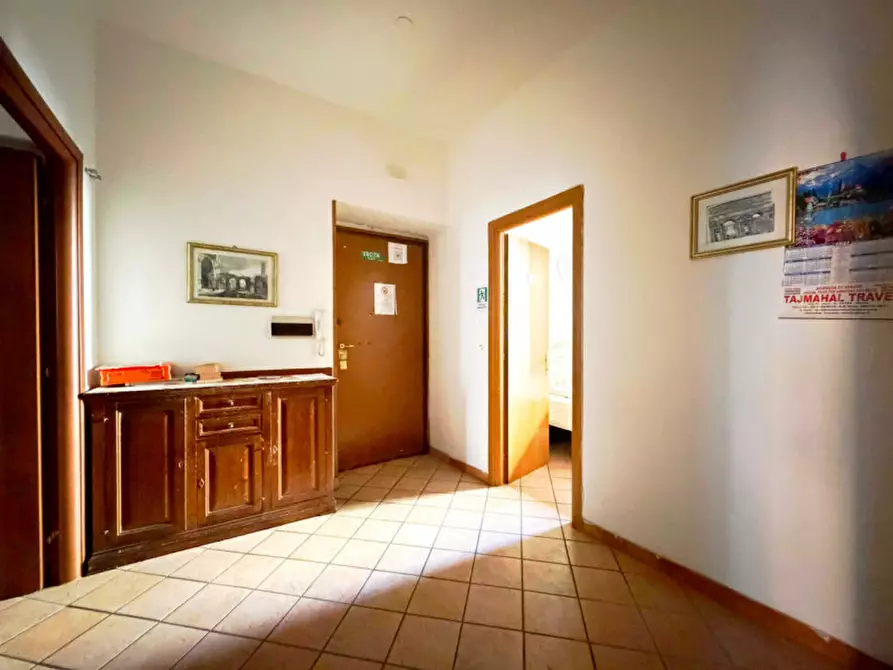 Immagine 11 di Appartamento in vendita  in Via Principe Amedeo a Roma