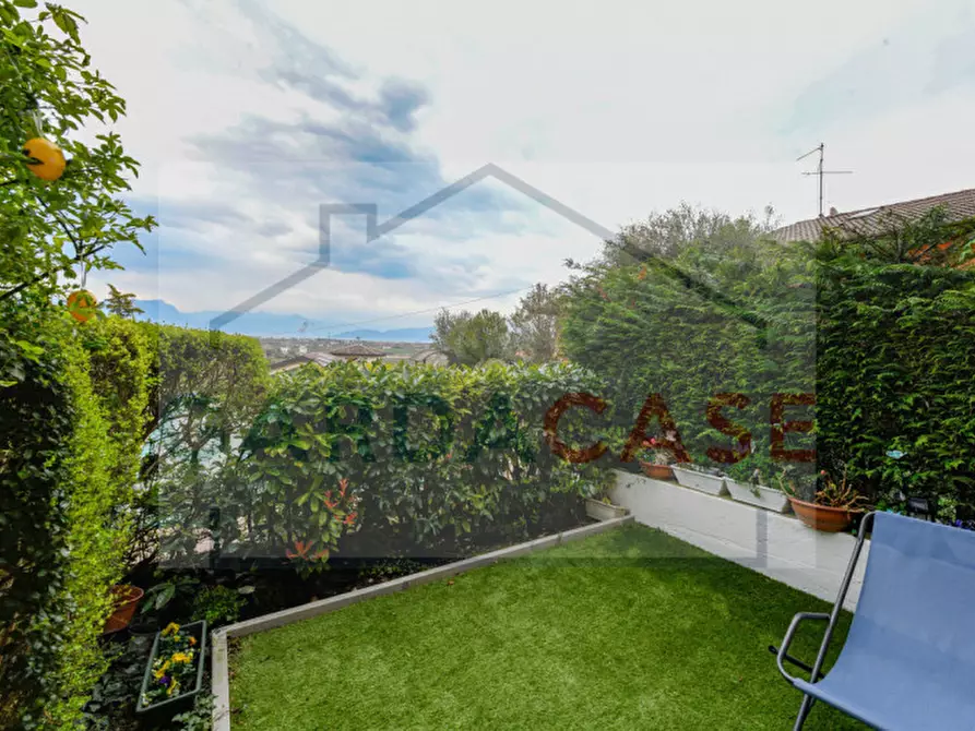 Immagine 6 di Appartamento in vendita  in Località Rondinelli a Peschiera Del Garda