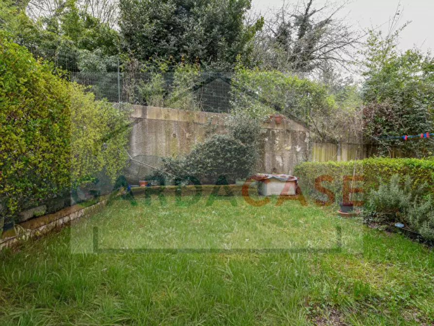 Immagine 15 di Appartamento in vendita  in Località Rondinelli a Peschiera Del Garda