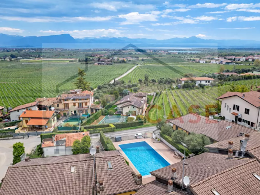 Immagine 23 di Appartamento in vendita  in Località Rondinelli a Peschiera Del Garda