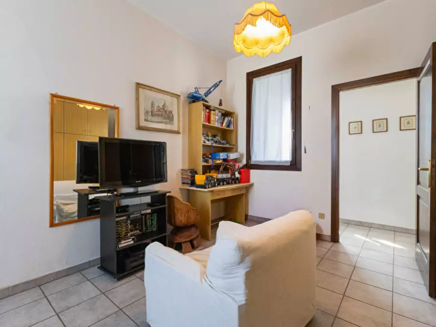 Immagine 11 di Appartamento in vendita  in Via Sempione n.12 a Caltignaga