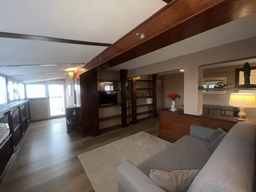 Immagine 1 di Appartamento in affitto  in Largo di Vigna Stelluti a Roma