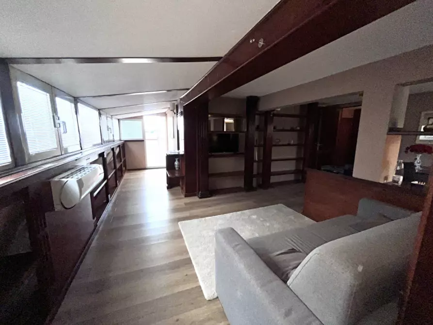 Immagine 21 di Appartamento in affitto  in Largo di Vigna Stelluti a Roma