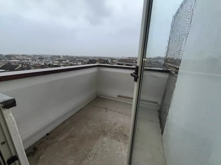 Immagine 28 di Appartamento in affitto  in Largo di Vigna Stelluti a Roma