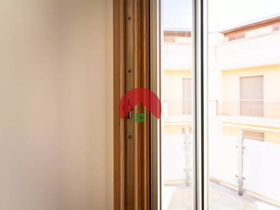 Immagine 10 di Appartamento in vendita  in Via Edmondo De Amicis a Altamura