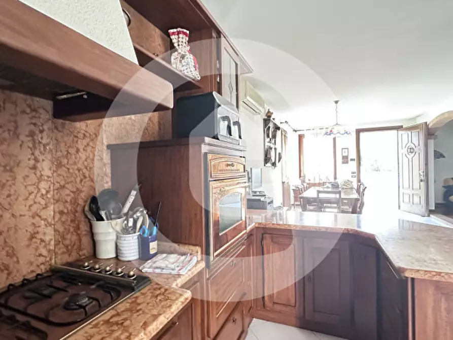 Immagine 10 di Casa trifamiliare in vendita  a Borgoricco