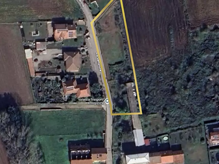 Immagine 3 di Magazzino in vendita  in Via Sempione n.14 a Caltignaga