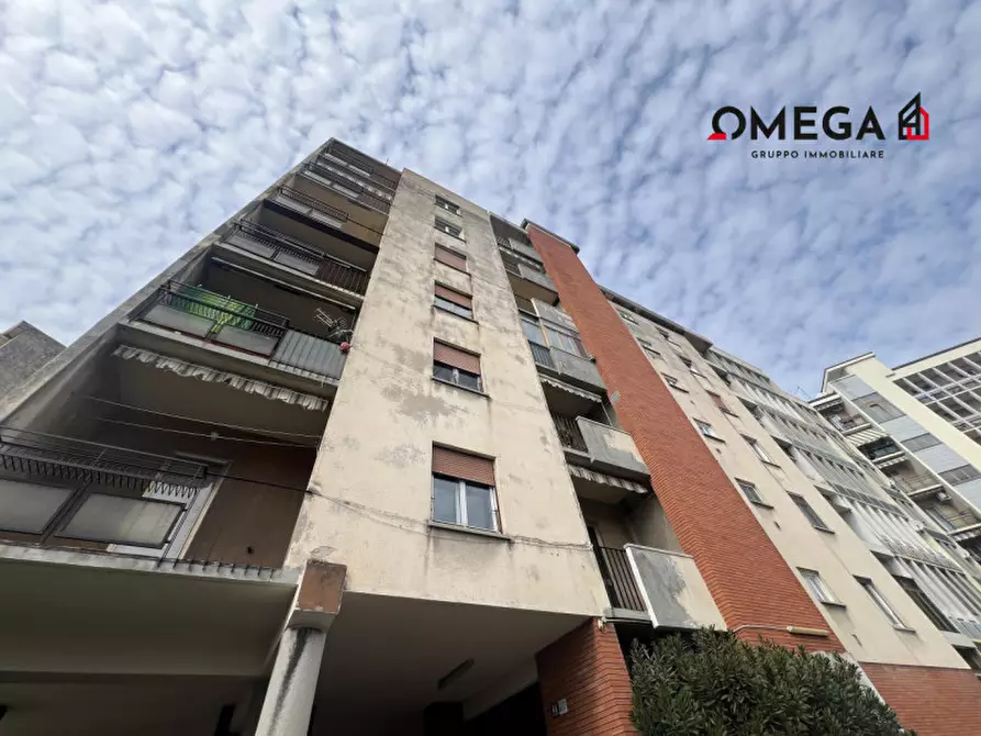 Immagine 1 di Appartamento in vendita  in viale Campi Elisi 46 a Trieste