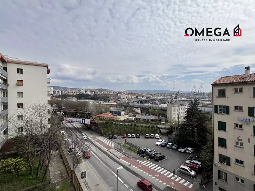 Immagine 7 di Appartamento in vendita  in viale Campi Elisi 46 a Trieste
