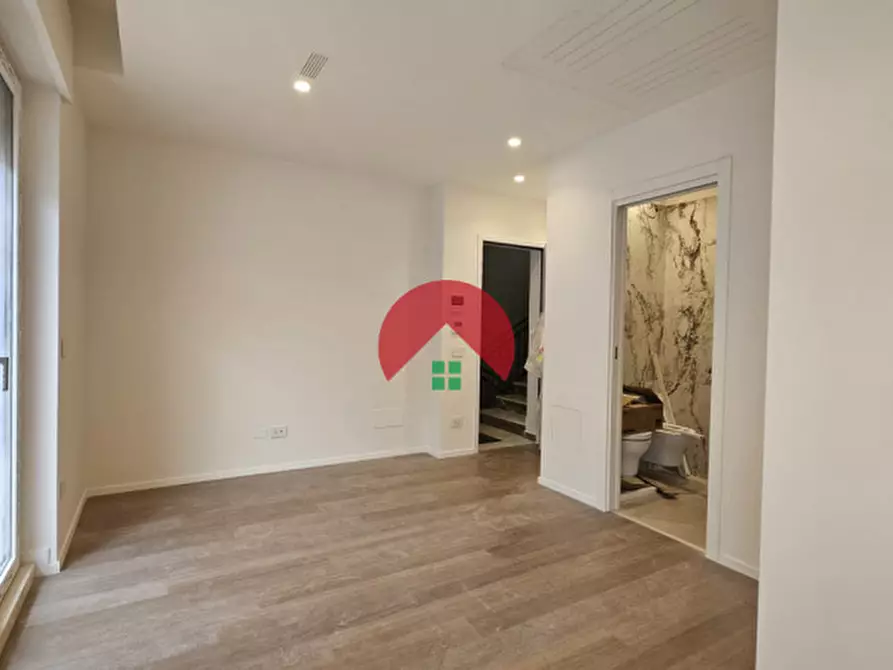 Immagine 7 di Appartamento in vendita  in Via Galileo Galilei a Altamura