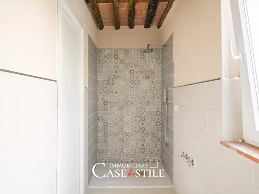 Immagine 12 di Appartamento in vendita  a Sarzana