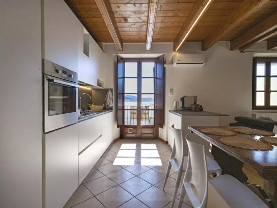 Immagine 8 di Appartamento in vendita  in strada nazionale, 93 a Cannobio