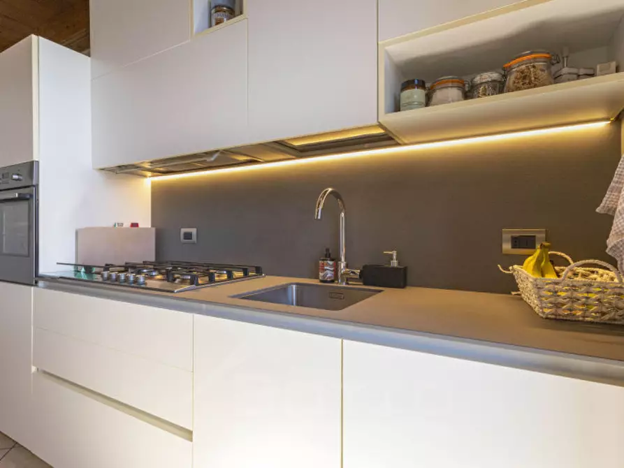 Immagine 9 di Appartamento in vendita  in strada nazionale, 93 a Cannobio