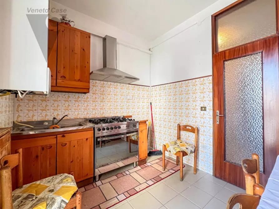 Immagine 5 di Appartamento in vendita  in Via Isola Saloni a Chioggia