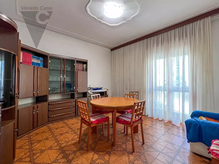 Immagine 7 di Appartamento in vendita  in Via Isola Saloni a Chioggia