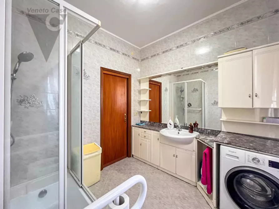 Immagine 15 di Appartamento in vendita  in Via Isola Saloni a Chioggia