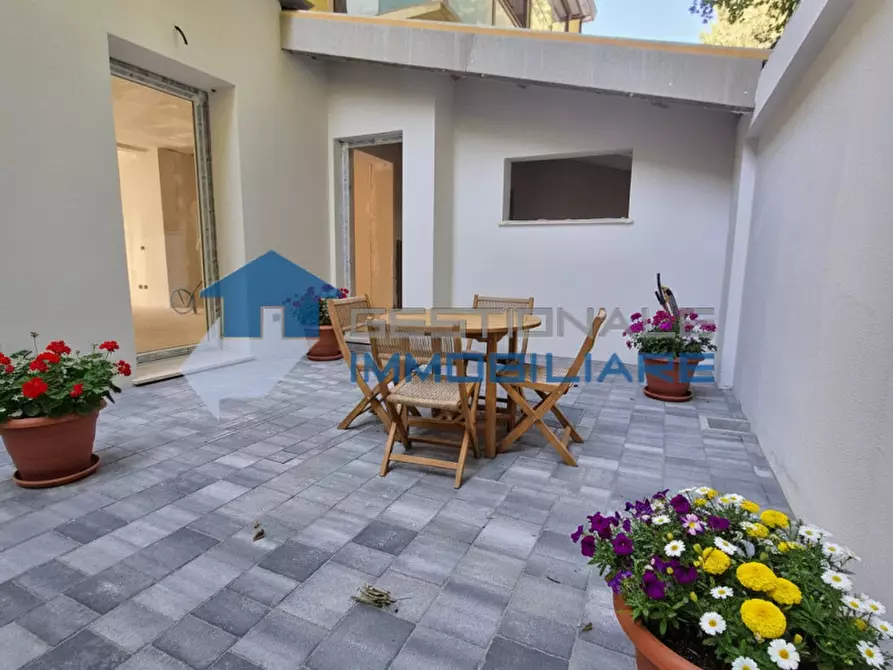 Immagine 1 di Appartamento in vendita  in Via del Parroco 1 a Venezia