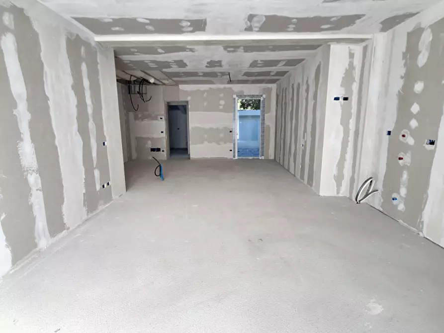 Immagine 6 di Appartamento in vendita  in Via del Parroco 1 a Venezia