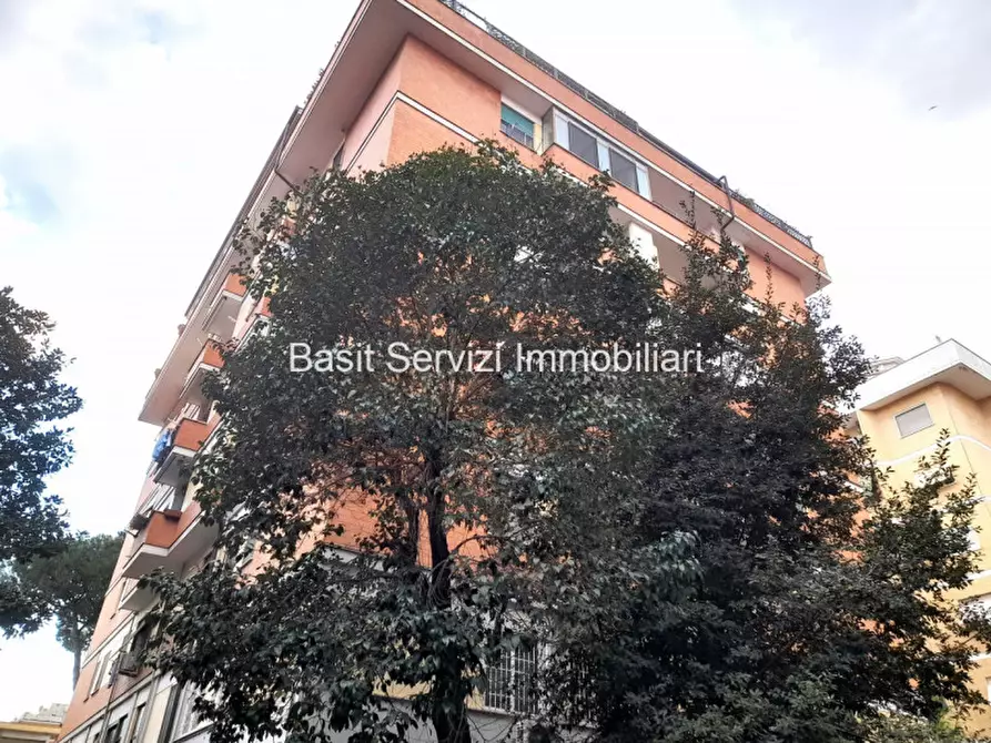 Immagine 3 di Attico in vendita  in Via Cutigliano a Roma