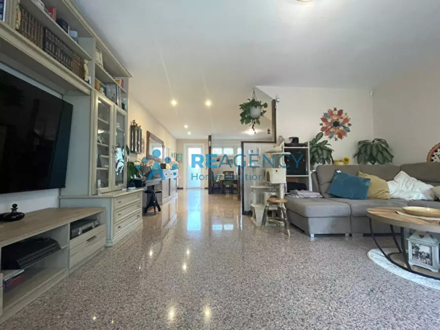 Immagine 12 di Villetta a schiera in vendita  a Altavilla Vicentina